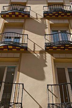 Apartamentos Prado Мадрид Экстерьер фото